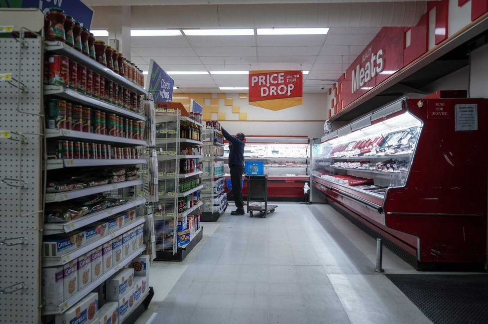 Oil price shock hurting northern grocers