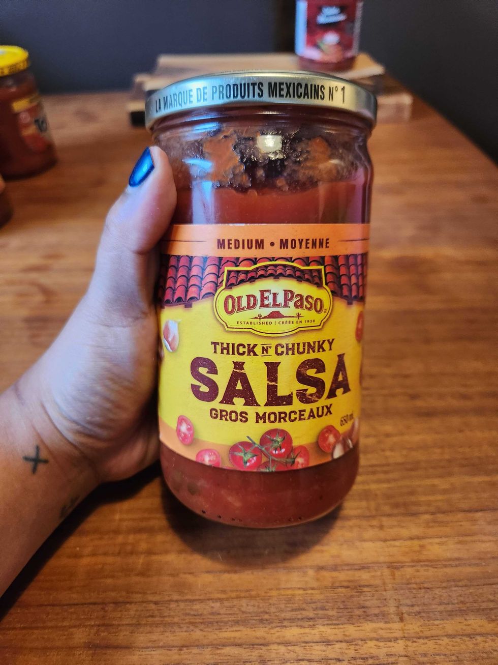Old El Paso Think N' Chunky Medium Salsa.