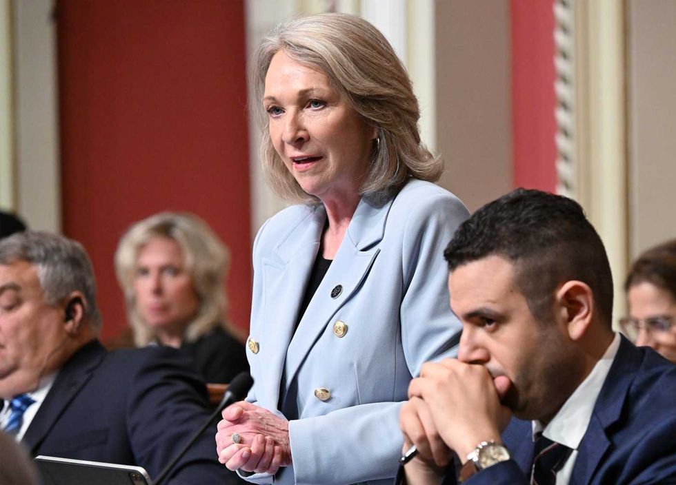 Older women more scarce on Quebec campaign trail