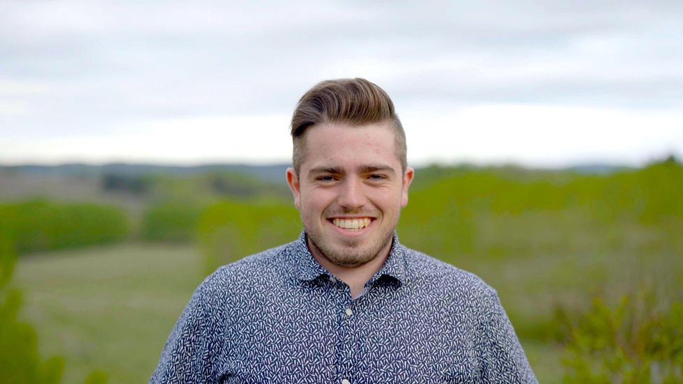 Olivier de L'amour est dans le pr\u00e9 11.