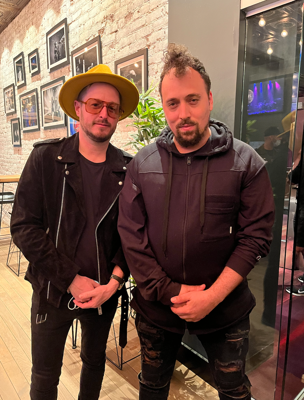 Olivier Primeau et l'animateur Ga\u00ebl Comtois.