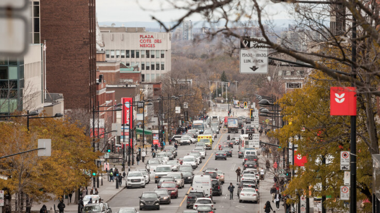 On sait quand le gouvernement prévoit d'interdire la vente de voitures à essence au Québec