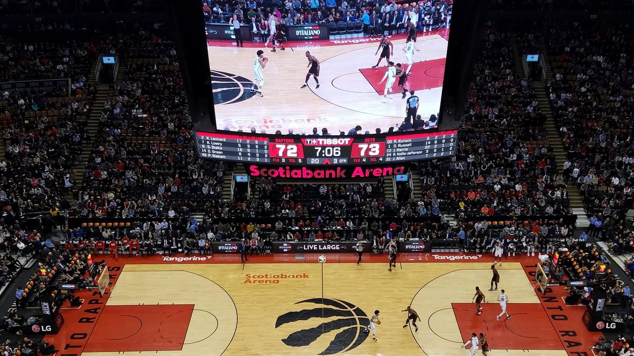 Ontario Docs Slam The Government For Letting 10K People Attend Last Night's Raptors Game