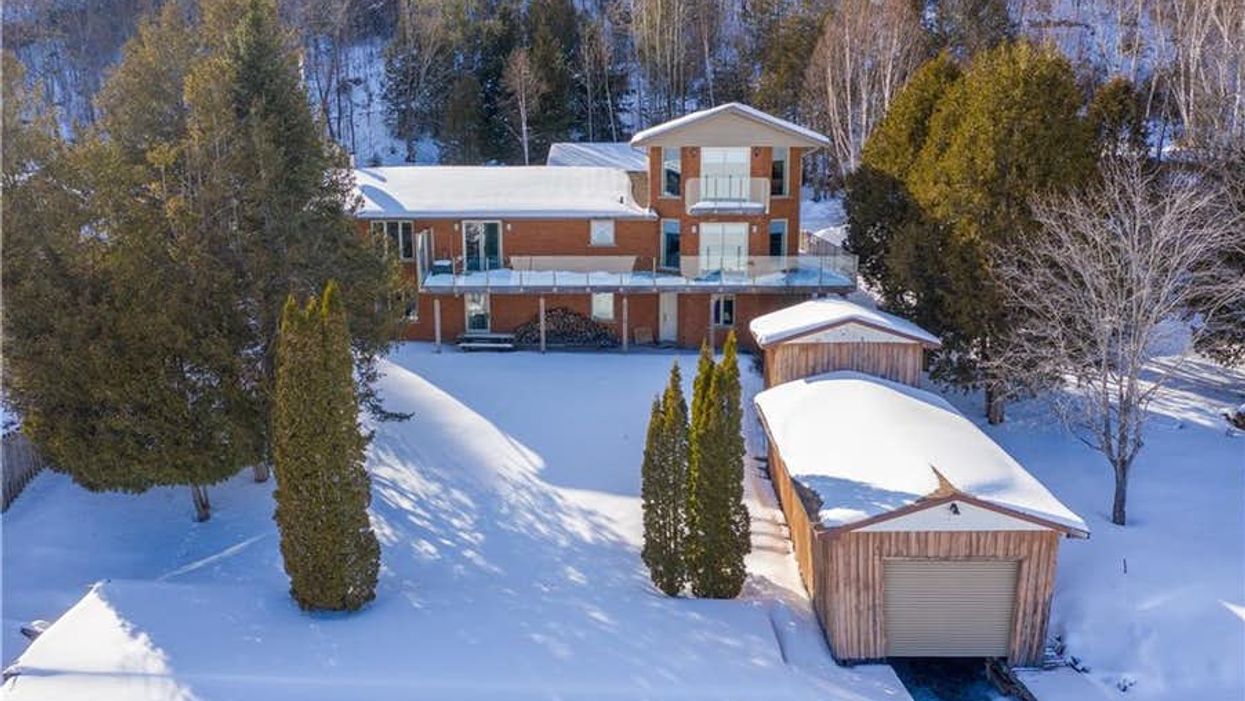 Ontario Home For Sale Is Its Own Slice Of Paradise (PHOTOS)