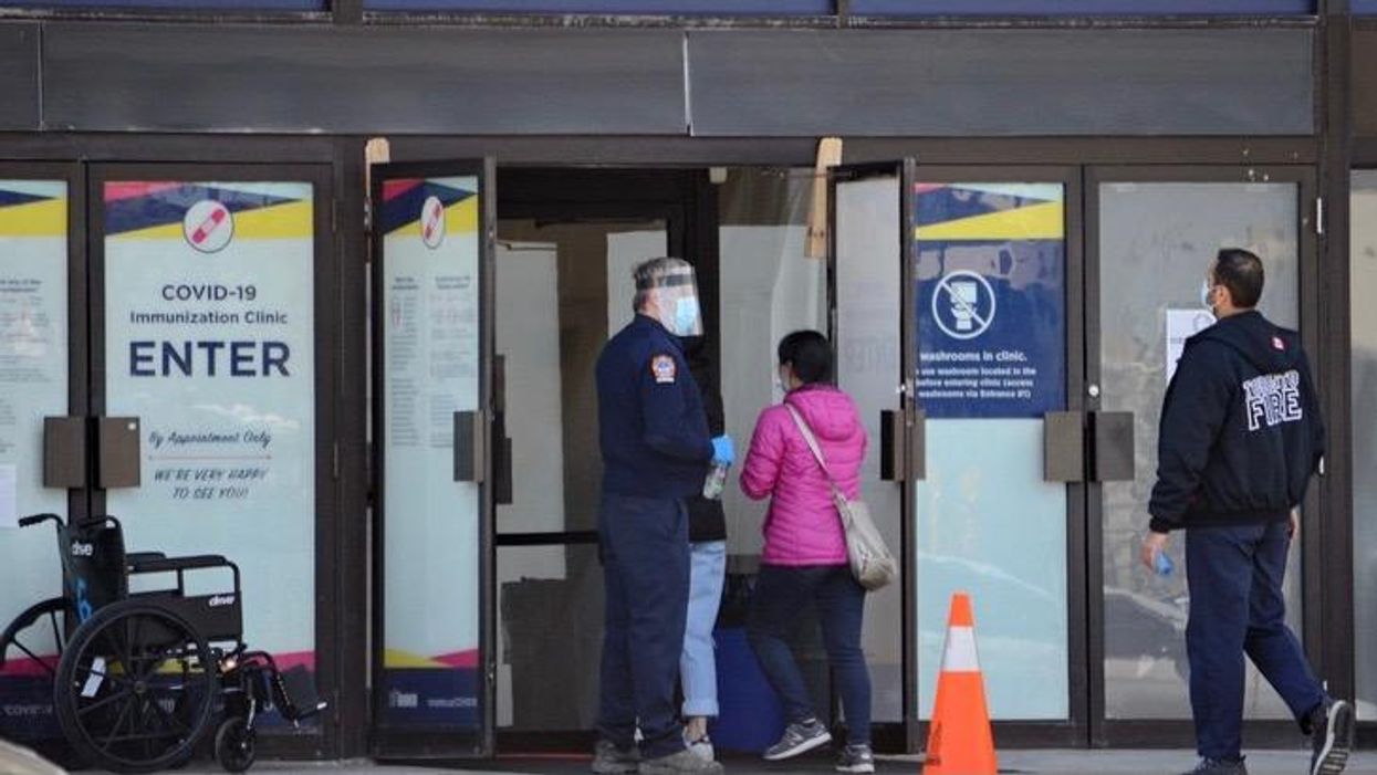 Ontario Is Now Offering Single Dose Johnson & Johnson Vaccines & Here's Who Is Eligible