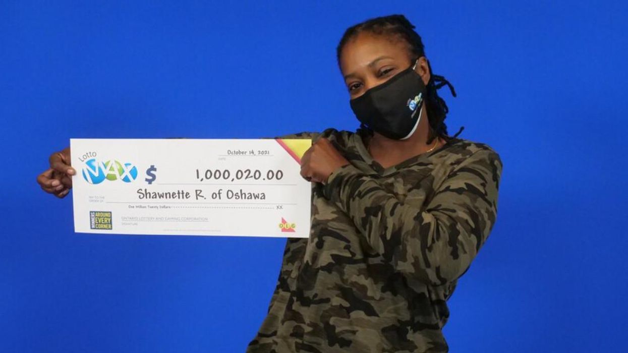 Ontario Lottery Winner Started Hugging Everyone In The Store When She Won $1M