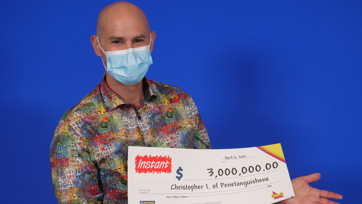 Ontario Lotto Winner Thought He Won $3k But Then Noticed 3 More Zeros On His Cheque