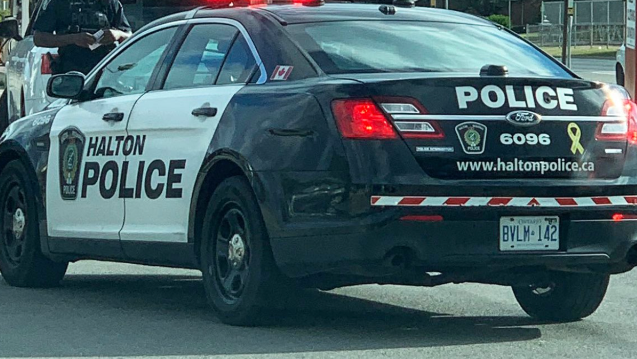 Ontario Police Rescued 3 Dogs From A House Fire When Nobody Else Was Home