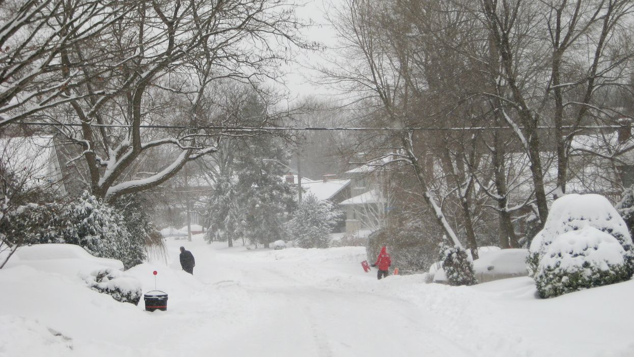 Ontario's Forecast Is Predicting 20 cm Of Snow Today & Strong Wind Gusts