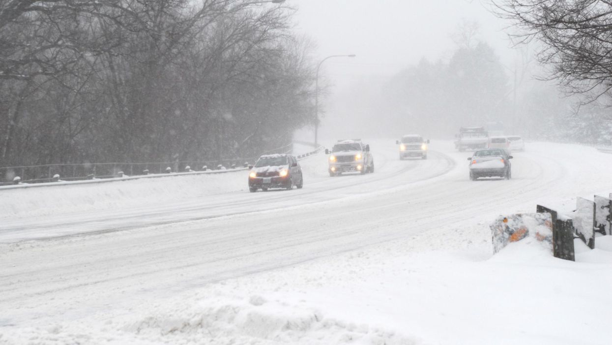 Ontario's Weather Calls For Up To 20 cm Of Snow This Week & You'll Want To Just Stay Home