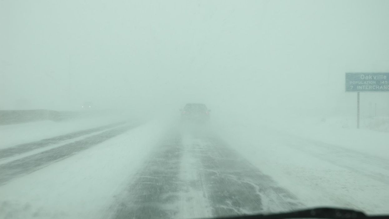 Ontario's Weather Is 'Blizzard-Like' In Some Spots RN & It's Making Travel Dangerous