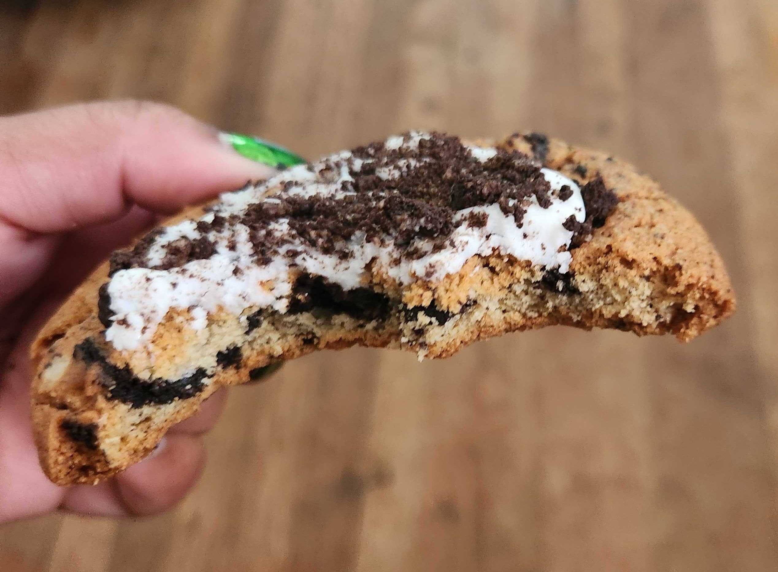 Oreo Double Stuf Dreams Cookie.