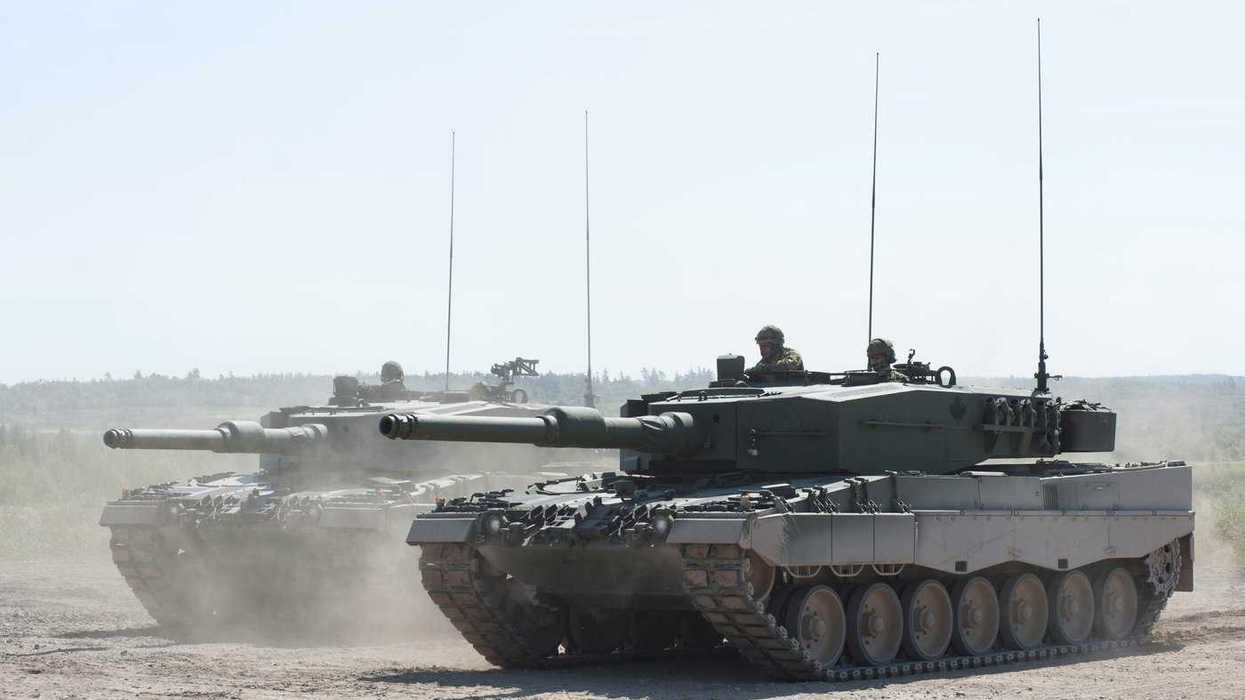Ottawa asks defence industry for tank options