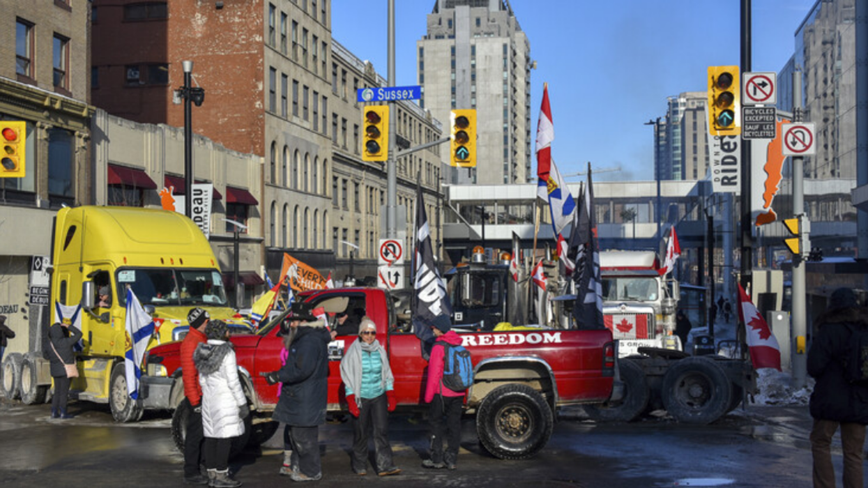 Ottawa Police Hand Out Letters To Protesters Warning Them To Leave The City Or Face Arrest