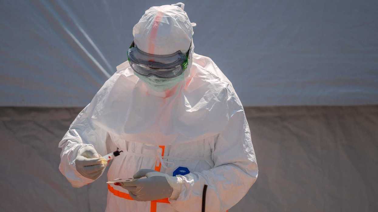 Ottawa tightens Congo travel curbs due to Ebola
