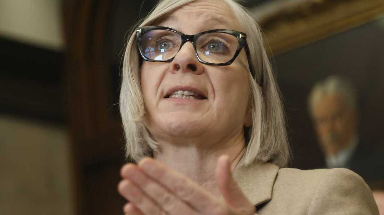 Ottawa to review controversial Labour Code section
