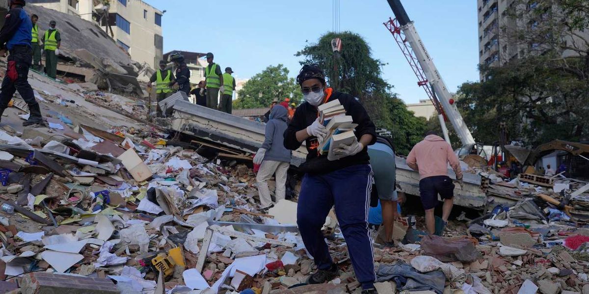 Canada prepares to send aid to those hit by Venezuelan earthquakes Canada prepares to send aid to those hit by Venezuelan earthquakes