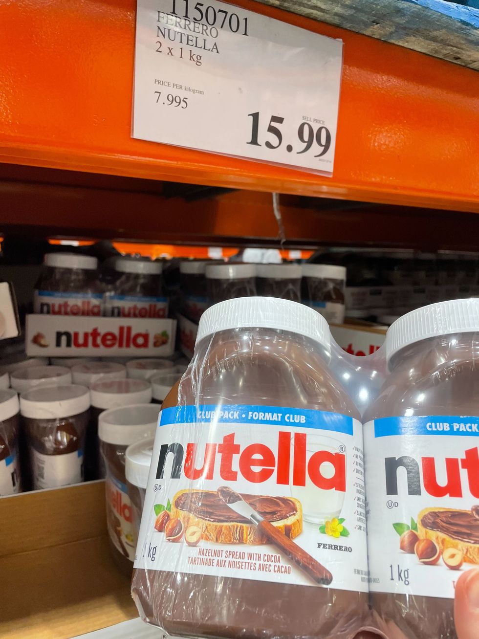 pack of nutella at costco that comes with two jars