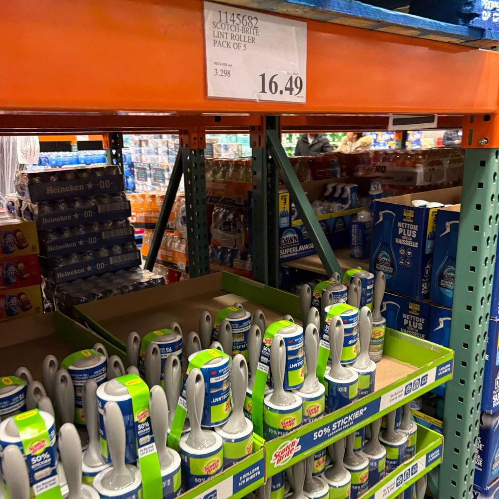 packs of Scotch-Brite lint rollers at costco
