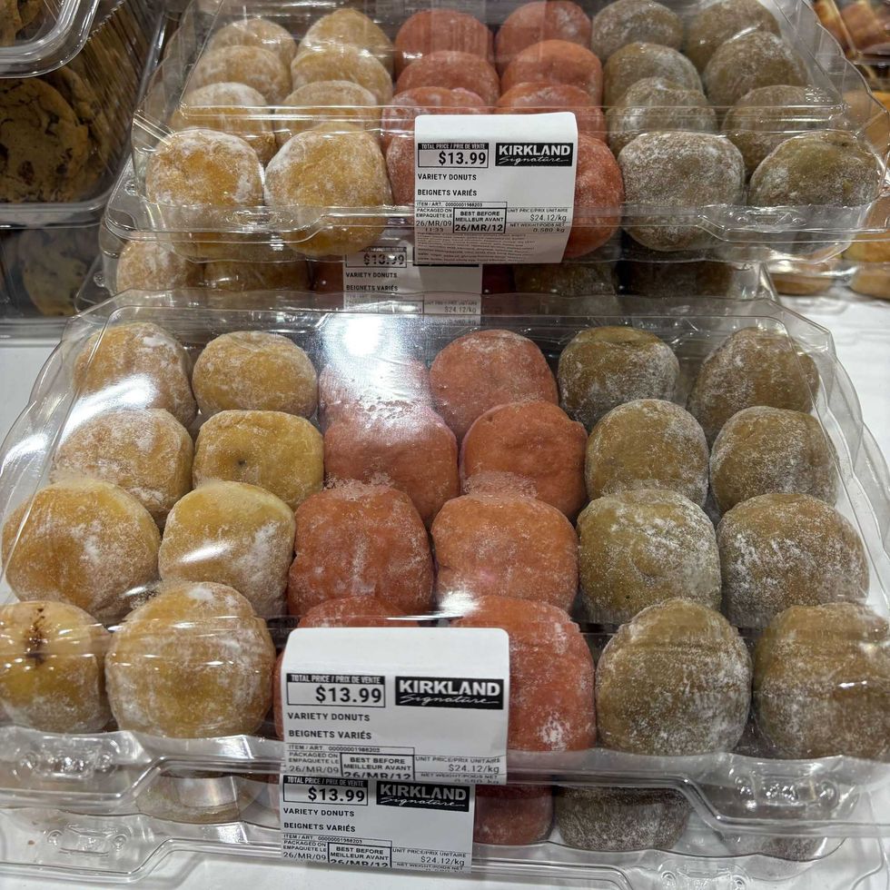 packs of \u200bKirkland Signature mini donuts
