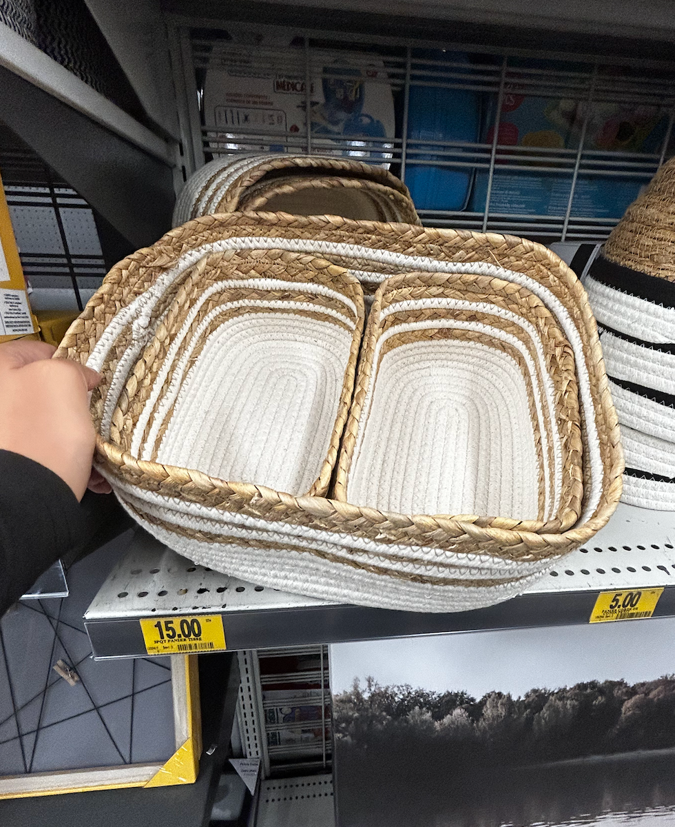 Paniers d'organisation en osier \u00e0 vendre au Tigre G\u00e9ant.