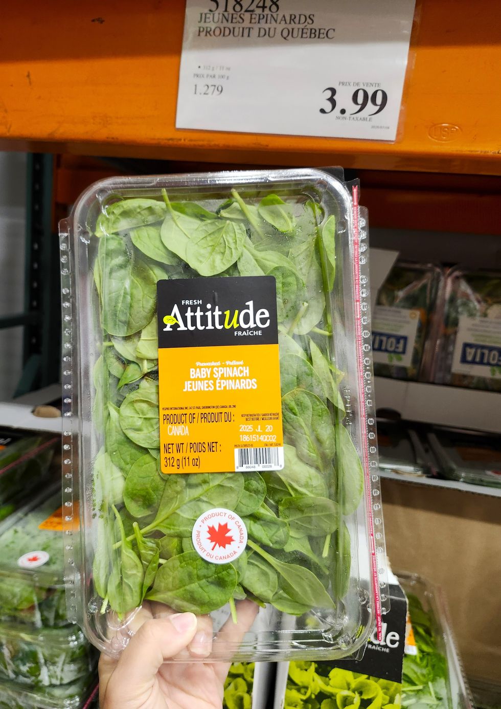 Paquet de b\u00e9b\u00e9s \u00e9pinards de la marque Attitude fra\u00eeche.