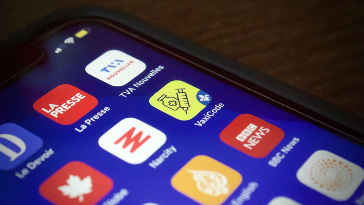 Passeport vaccinal au Québec : on répond à 9 questions