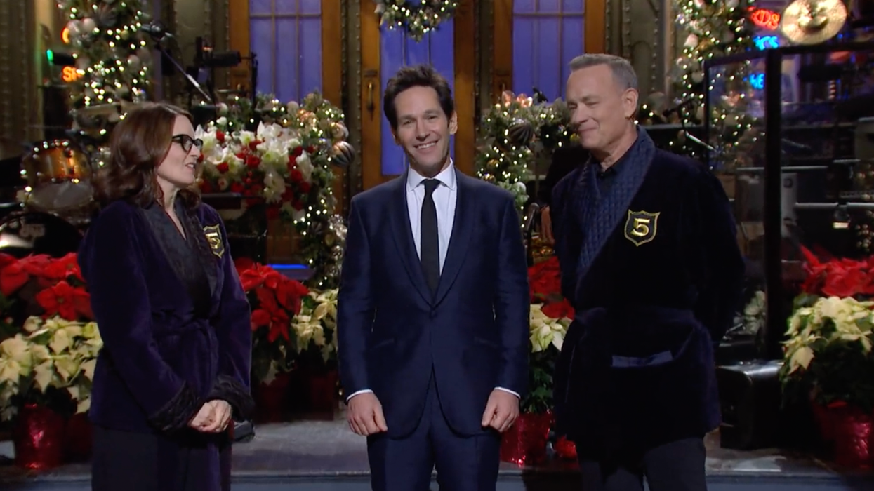 Paul Rudd Hosted 'SNL' For The Fifth Time & Was 'Extremely Disappointed' (VIDEO)