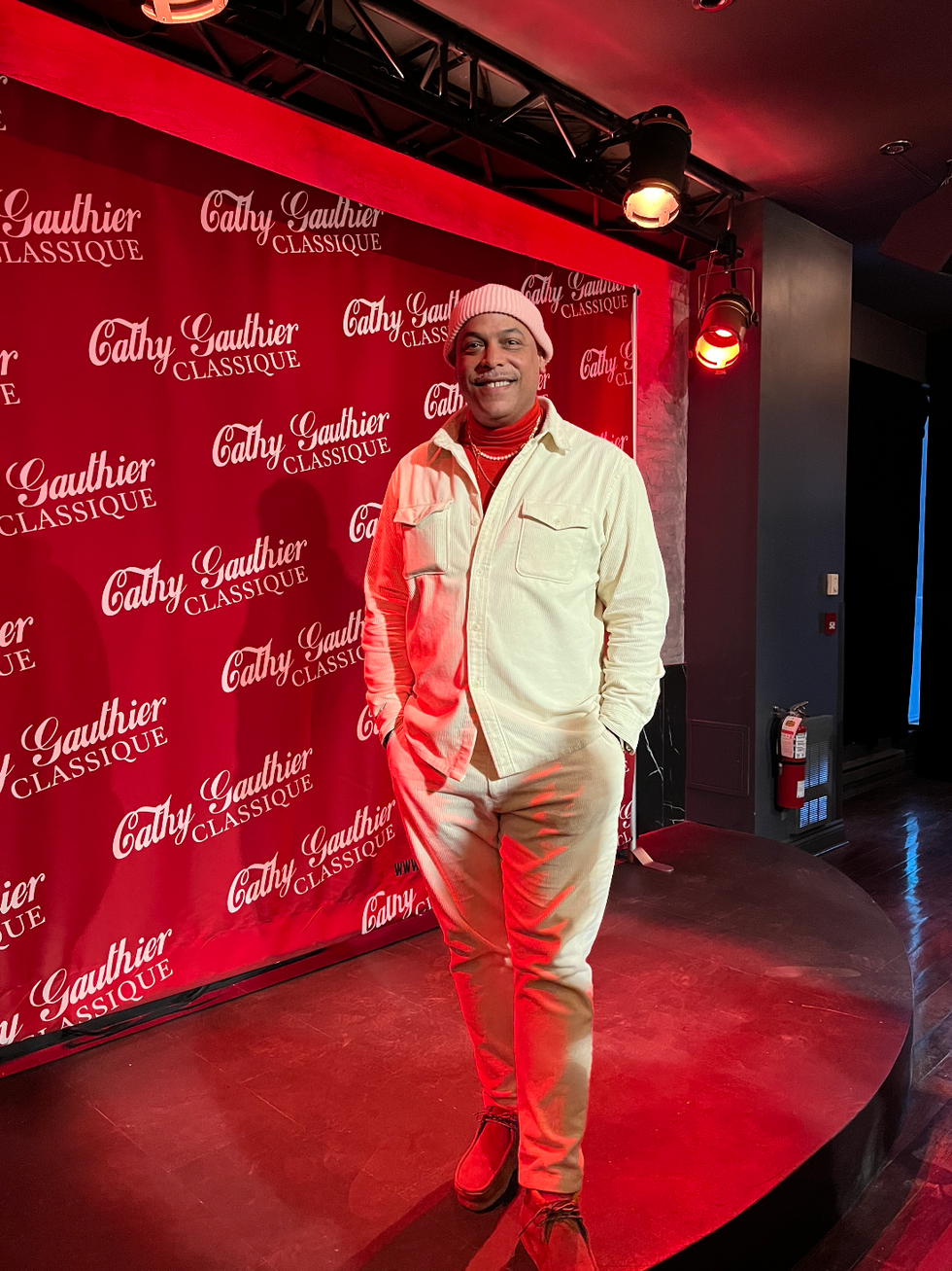 Philippe Fehmiu \u00e0 la premi\u00e8re de Cathy Gauthier.