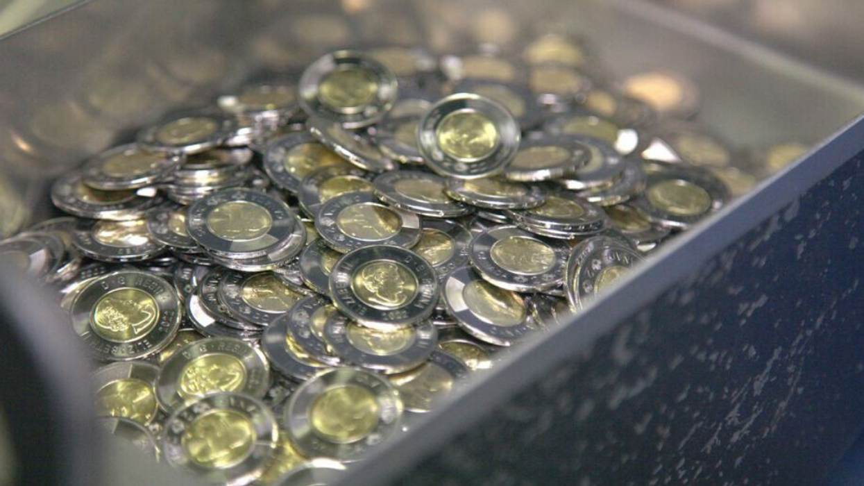Pièces de 2 $.
