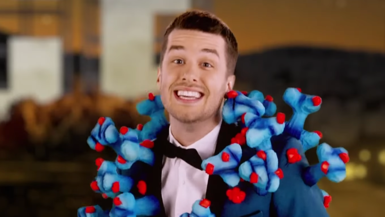 Pierre-Yves Roy-Desmarais ouvre le Bye bye à nouveau et c'est digne de 2021