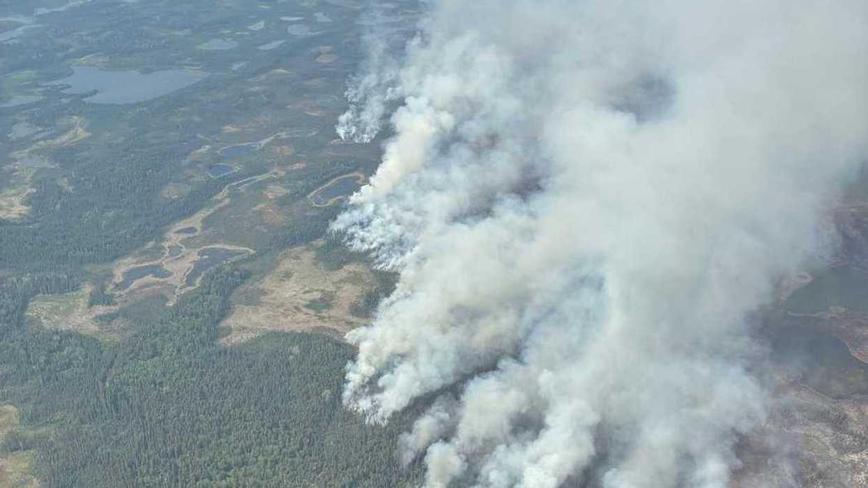Pilot killed fighting N.W.T. fire remembered