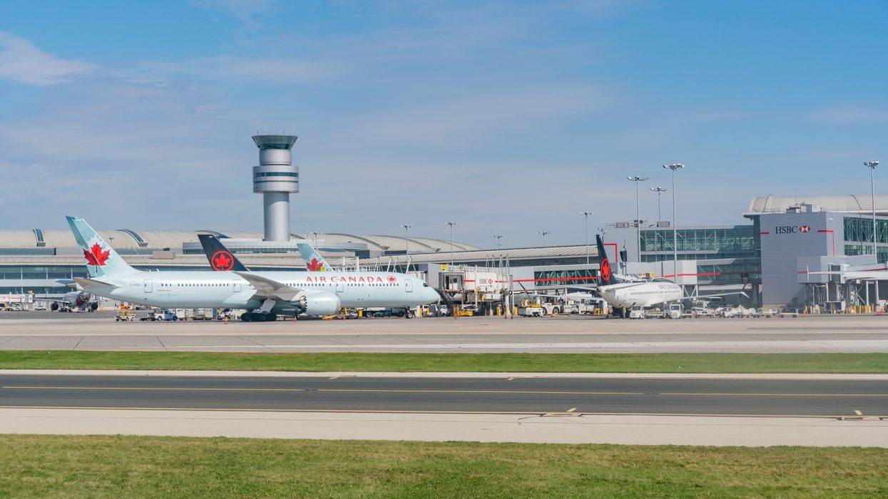 planes at pearson airport