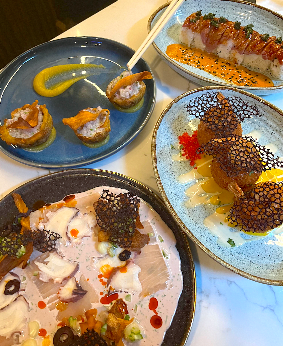 Plats du speakeasy Invisible.