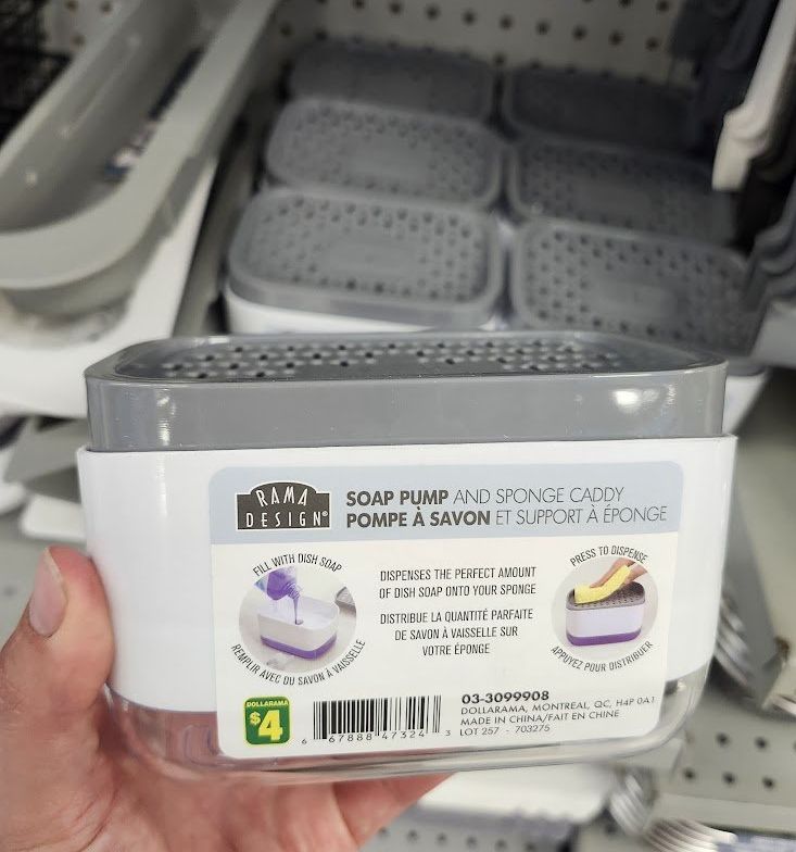 Pompe \u00e0 savon de la marque Rama Design.