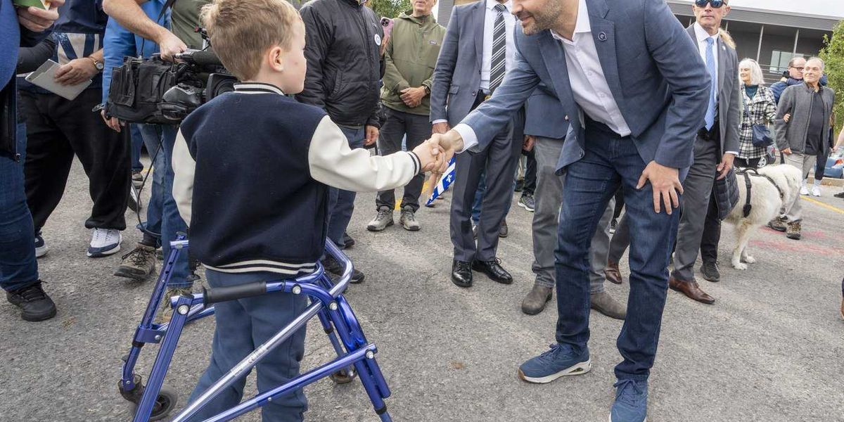 Parti Québécois leader says he feeling optimistic on last day of Quebec campaign Parti Québécois leader says he feeling optimistic on last day of Quebec campaign