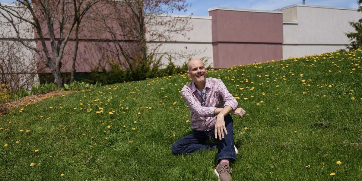 ‘It’s infectious’: Optimism a priority for Ontario town’s chief positivity officer ‘It’s infectious’: Optimism a priority for Ontario town’s chief positivity officer