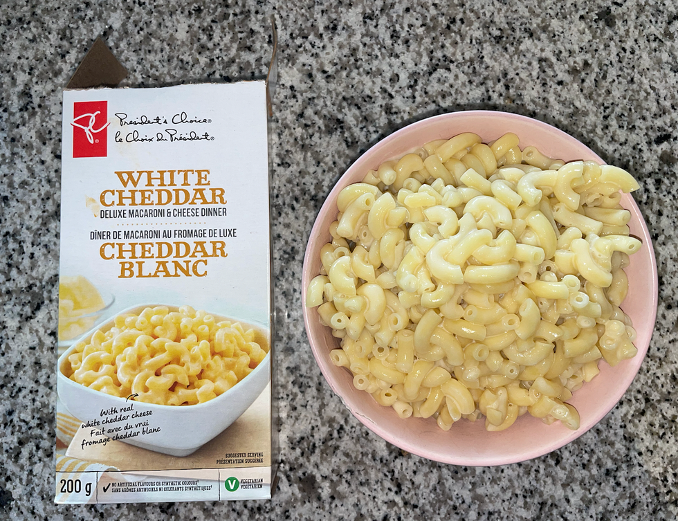 President's Choice White Cheddar Deluxe Macaroni & Cheese Dinner.