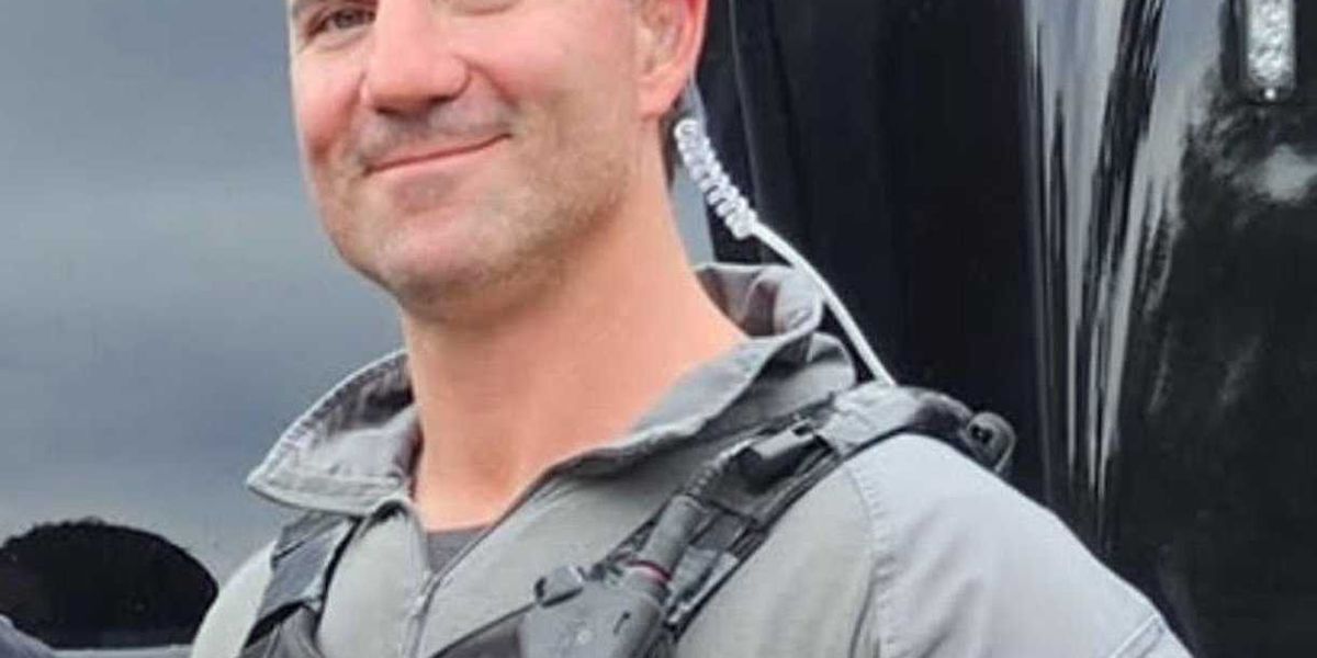 ‘We have it from here’: Police salute fallen Toronto officer at procession ‘We have it from here’: Police salute fallen Toronto officer at procession