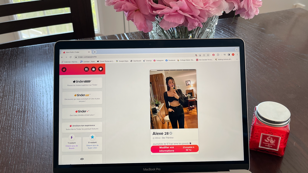 Profil Tinder.