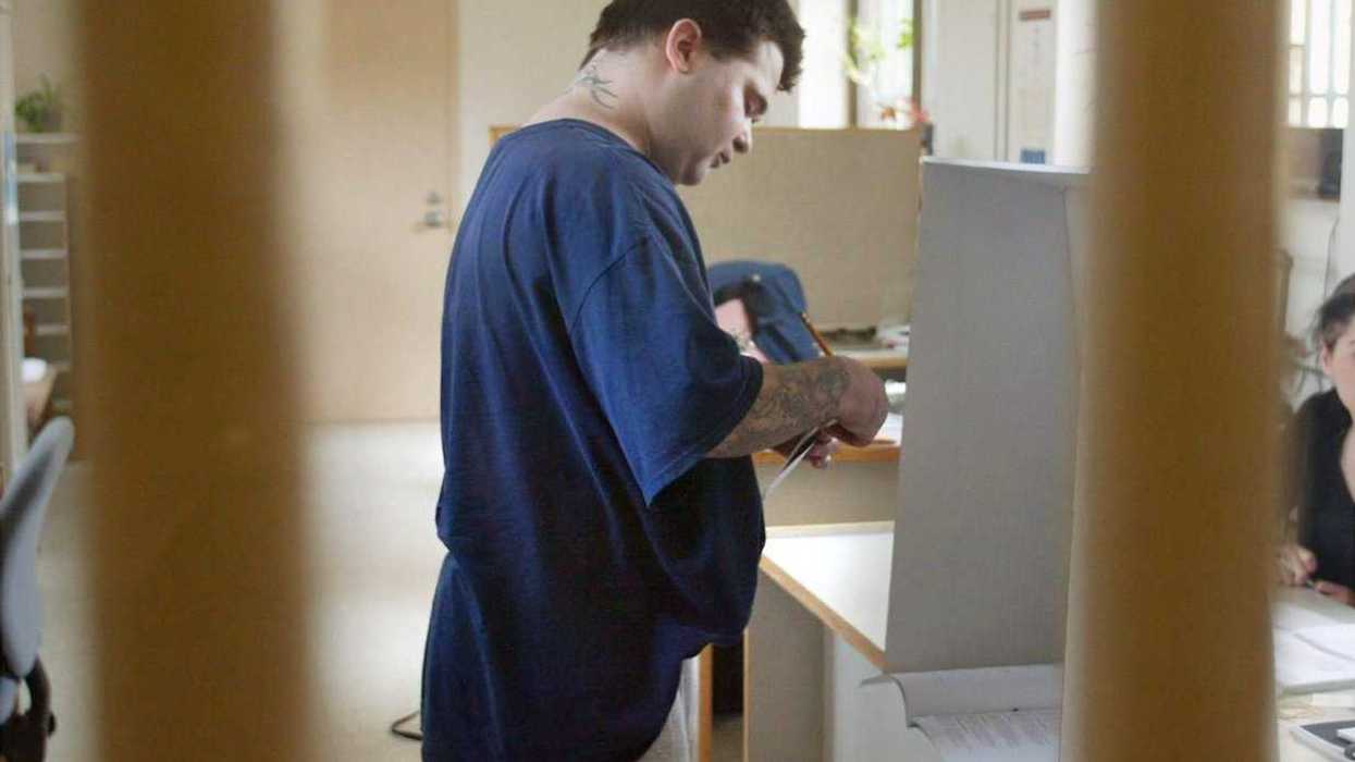 Proposed class action alleges Quebec and Canada are denying prisoners the right to vote