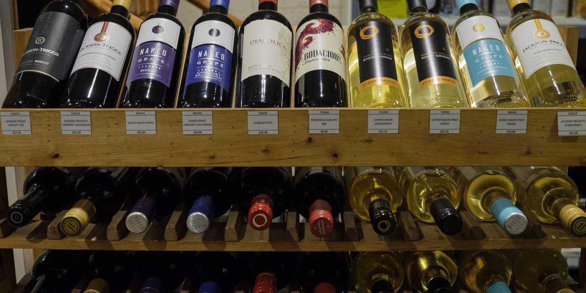 Provinces to allow cross-border booze sales by May Provinces to allow cross-border booze sales by May