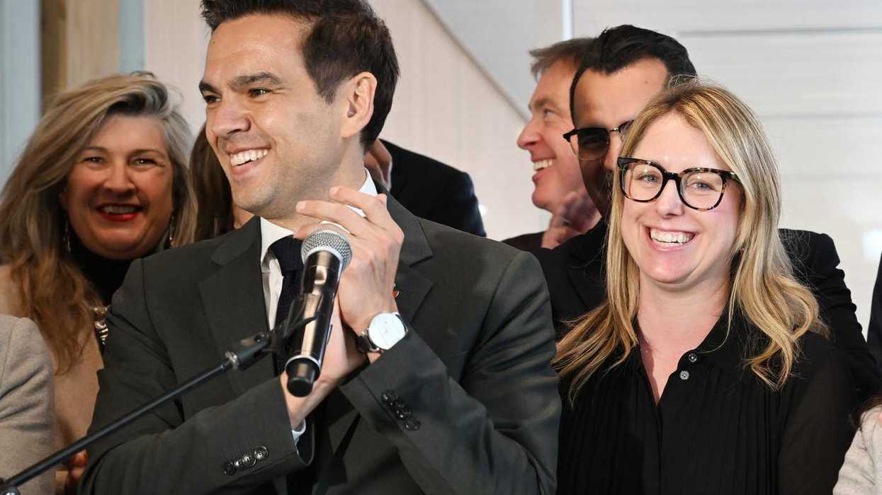Quebec Liberals sworn in at legislature