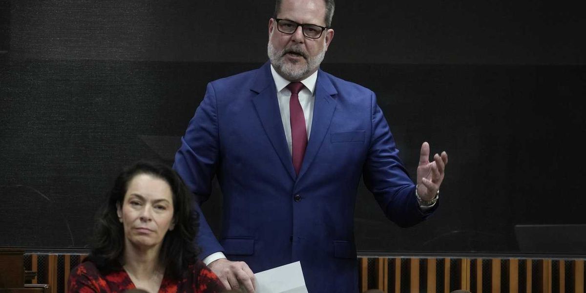 Quebec NDP MP quitting to run provincially Quebec NDP MP quitting to run provincially