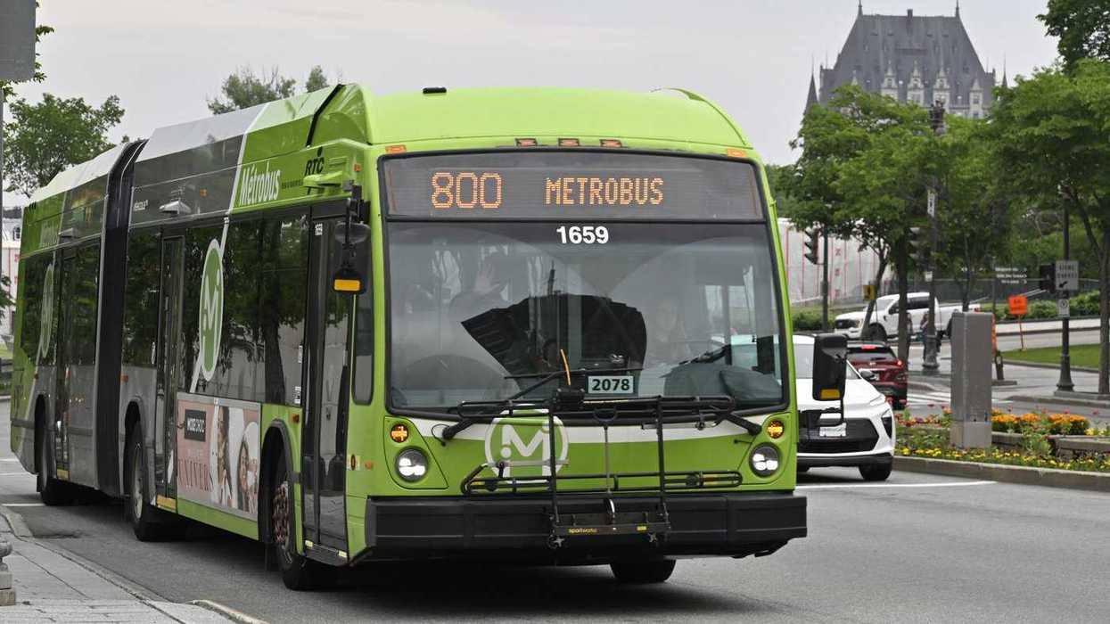 Quebec urged to act on public transit funding