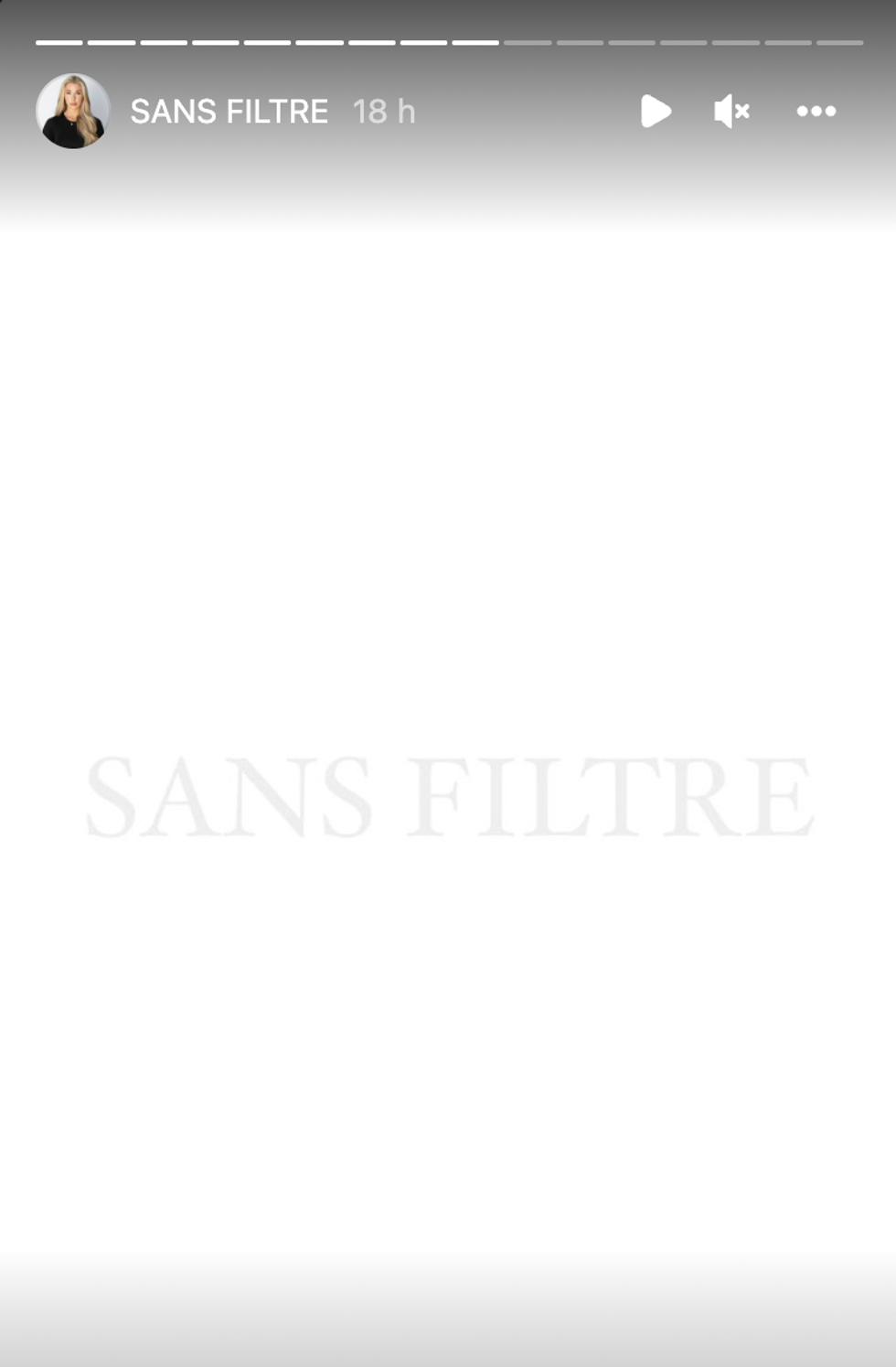 R\u00e9v\u00e9lation du titre du livre de M\u00e9lina Roberge en story Instagram.