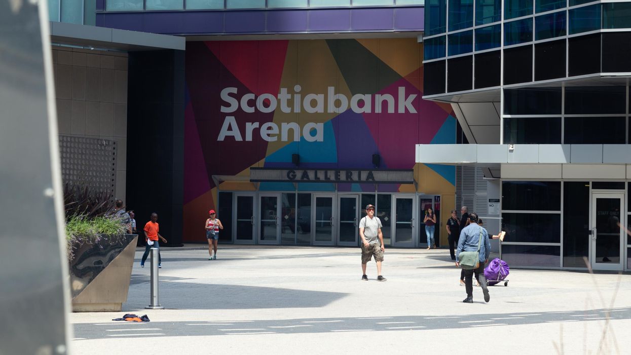 Raptors Fans Are Being Kicked Out Of Scotiabank Arena For Not Wearing Their Masks