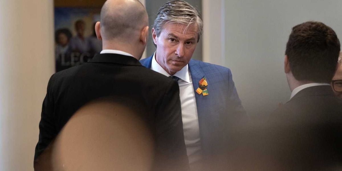 RCMP investigating protest that resulted in N.S. premier’s windshield being smashed RCMP investigating protest that resulted in N.S. premier’s windshield being smashed