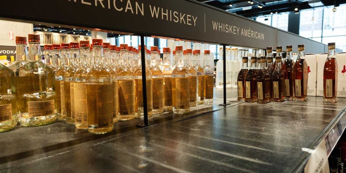 Republican to introduce bill prompting trade investigation of Canadian booze bans Republican to introduce bill prompting trade investigation of Canadian booze bans