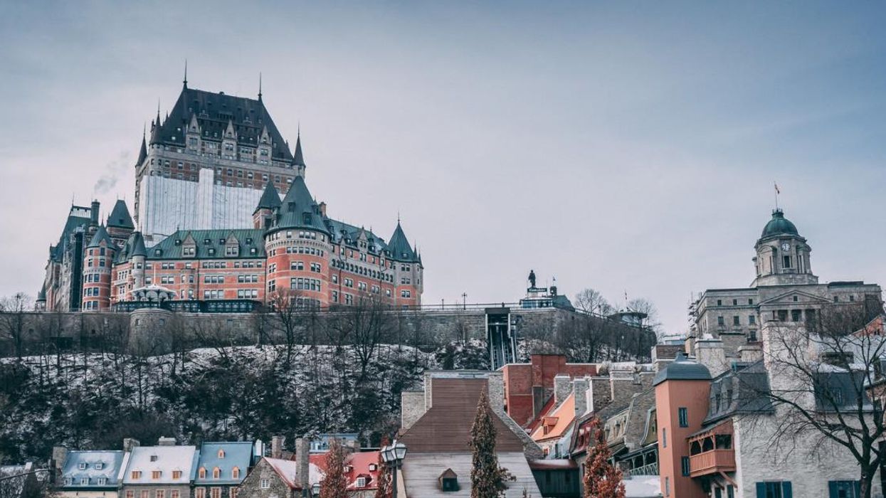 Revenu Québec engage durant les impôts pour 18,89$ à 25,59$/h avec un sec 4 ou 5 à Québec